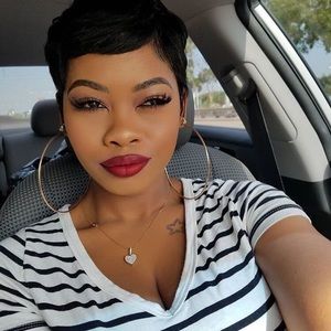 Meet your Posher, Miyah